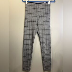 Zara Women Gray Checkered trousers